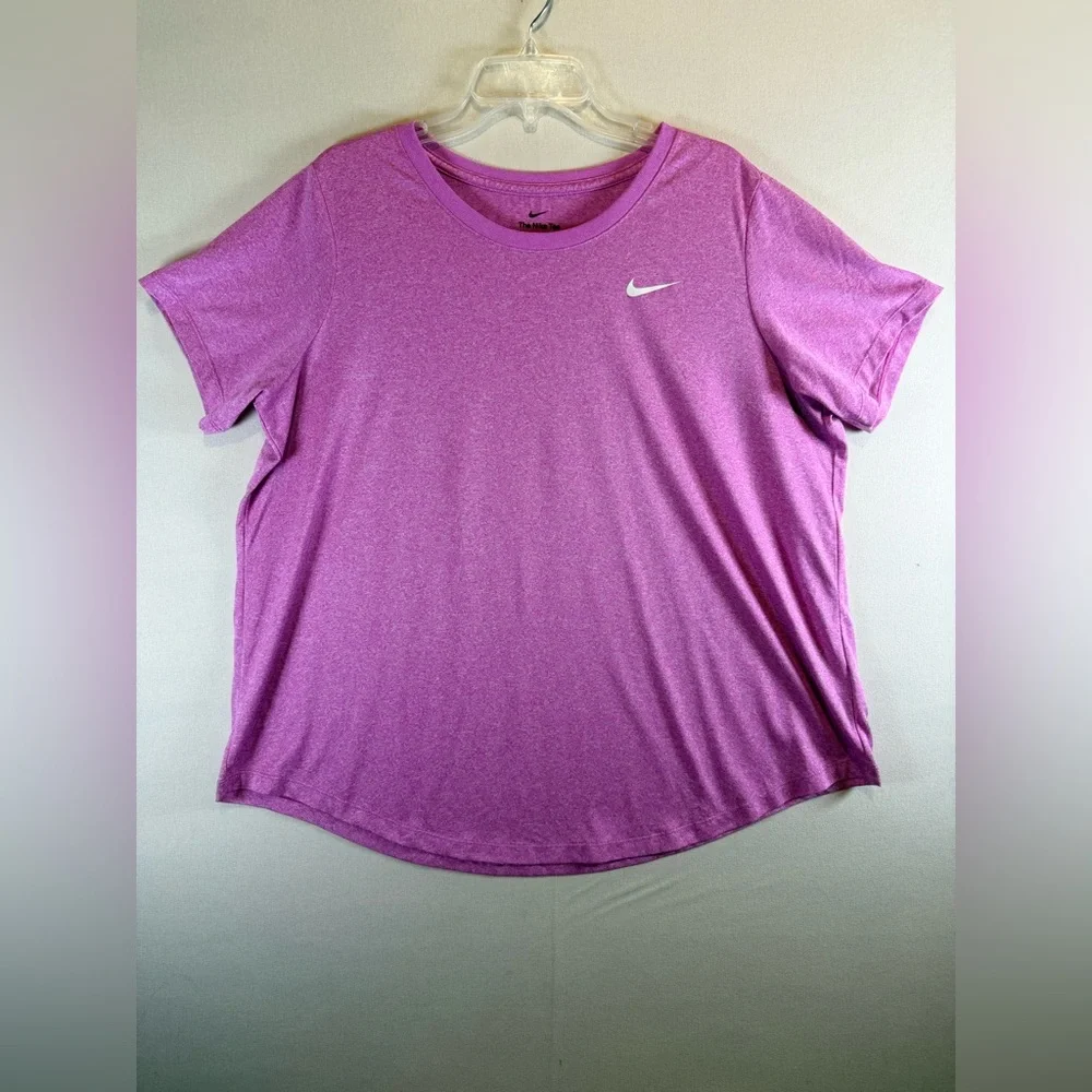 Nike Dri-FIT The Nike Tee Women’s 1X Pink Heather Athletic Casual T-Shirt